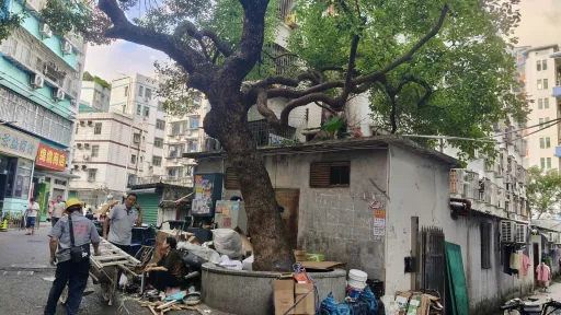 坳下村