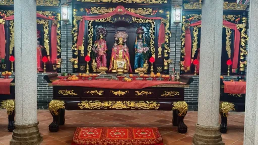 上梅林村