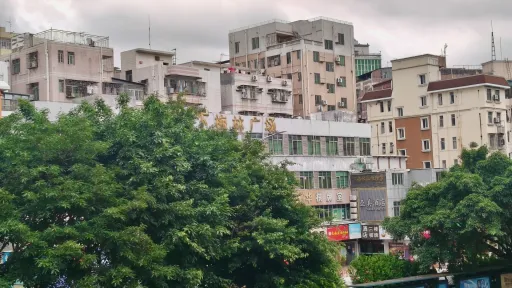 下梅林村
