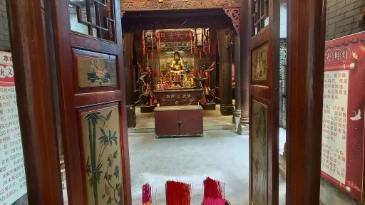 仓前村