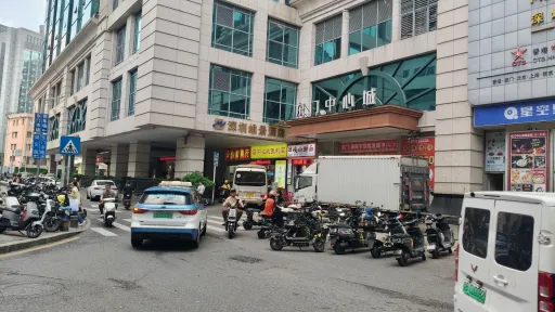 赛龙村