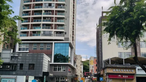 新屋村