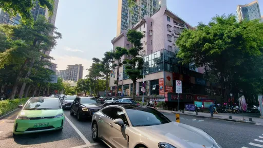 白石洲村