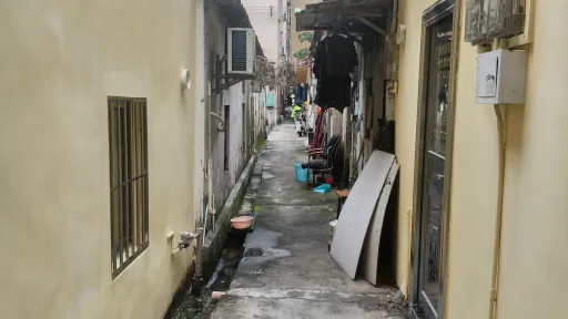 官田村