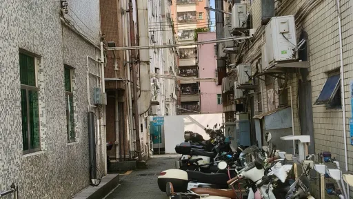 坑尾村