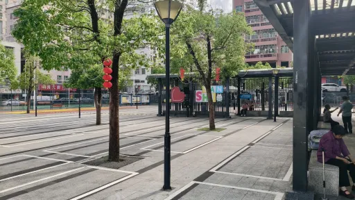 应人石村