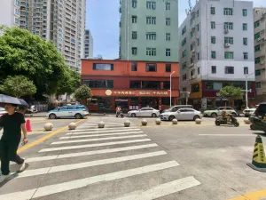 皇岗村