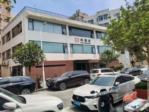 皇岗村