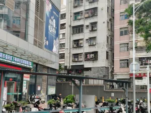 下梅林村
