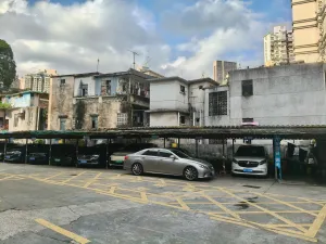 赛龙村