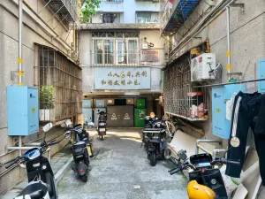 赛龙村