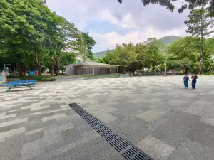 塘坑仔村