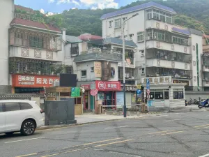 龙眼山村