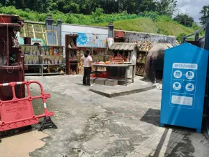 罗租村